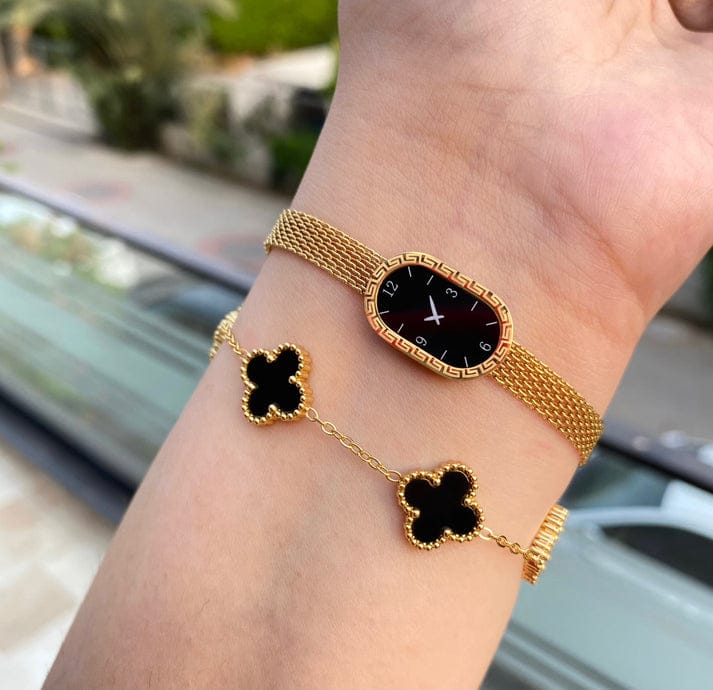 Oval Dial Gold Watch With Clover Bracelet