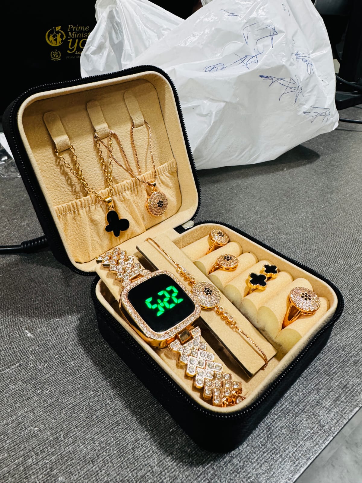 Crystal Jewelry Set with Travel Case
